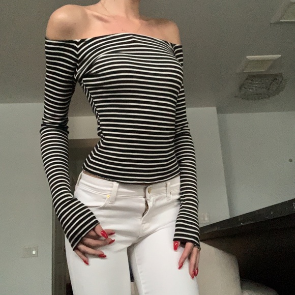 Brandy Melville Tops - Brandy Melville strapless long sleeve top
